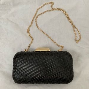 Sondra Roberts Woven Minaudiere Clutch black/gold